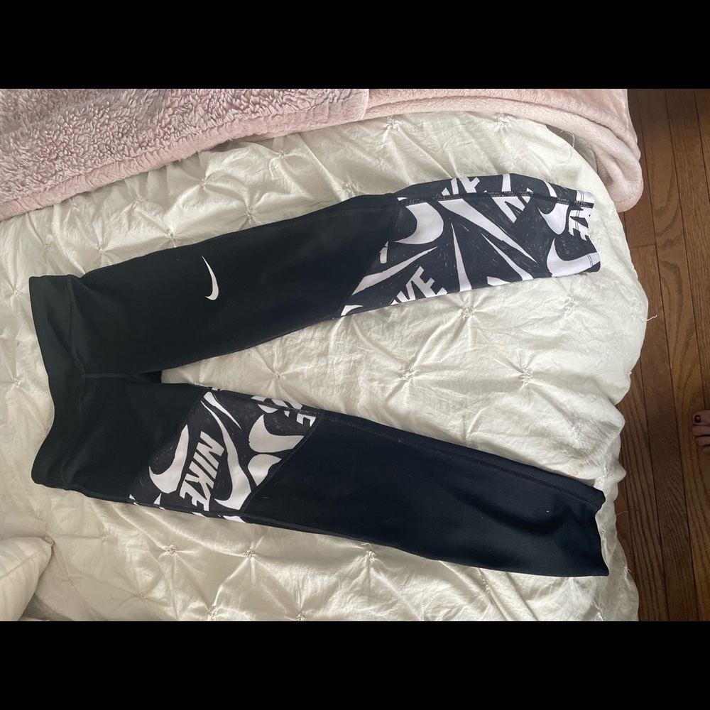 Girls Nike Dri fit leggings